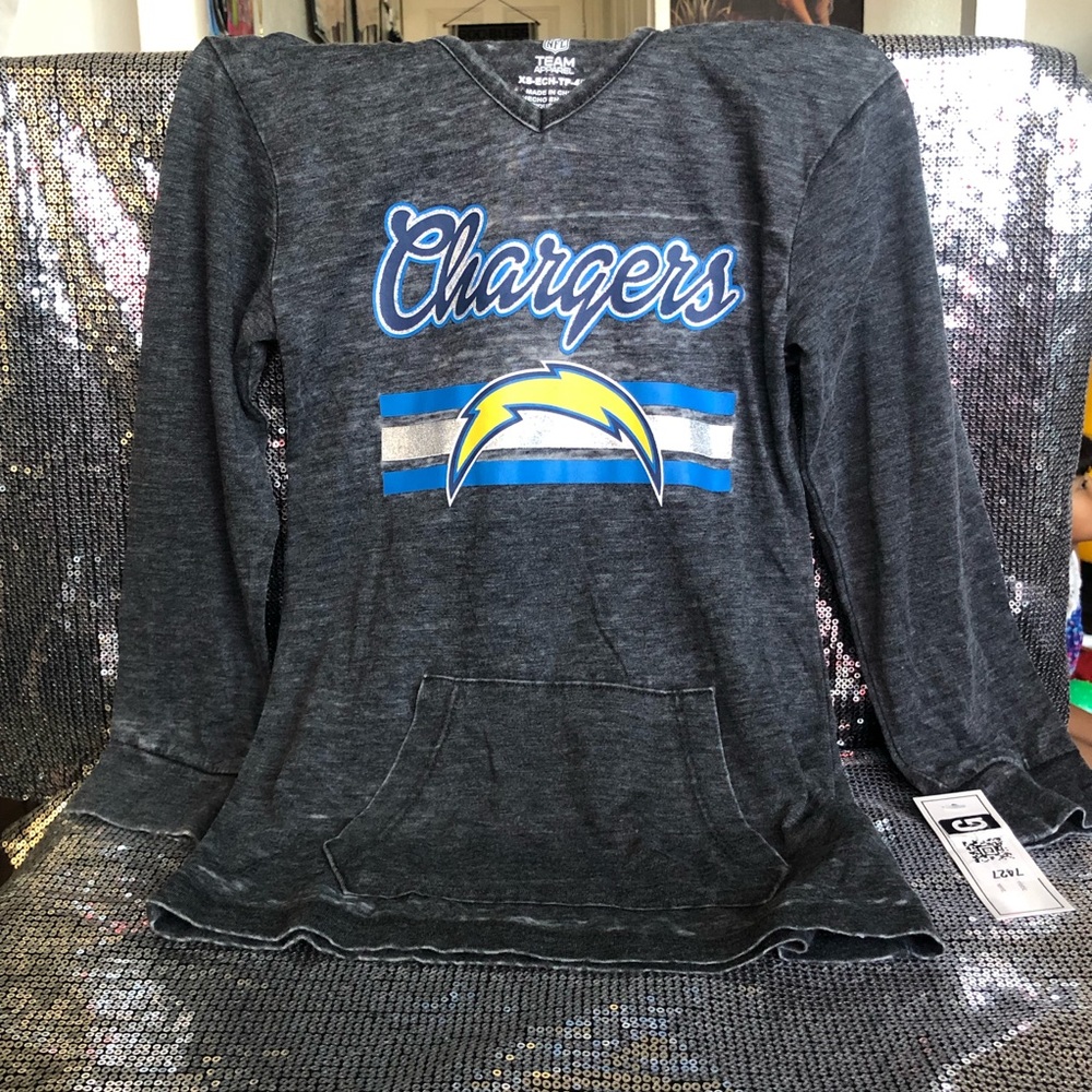 Light sweater /shirt